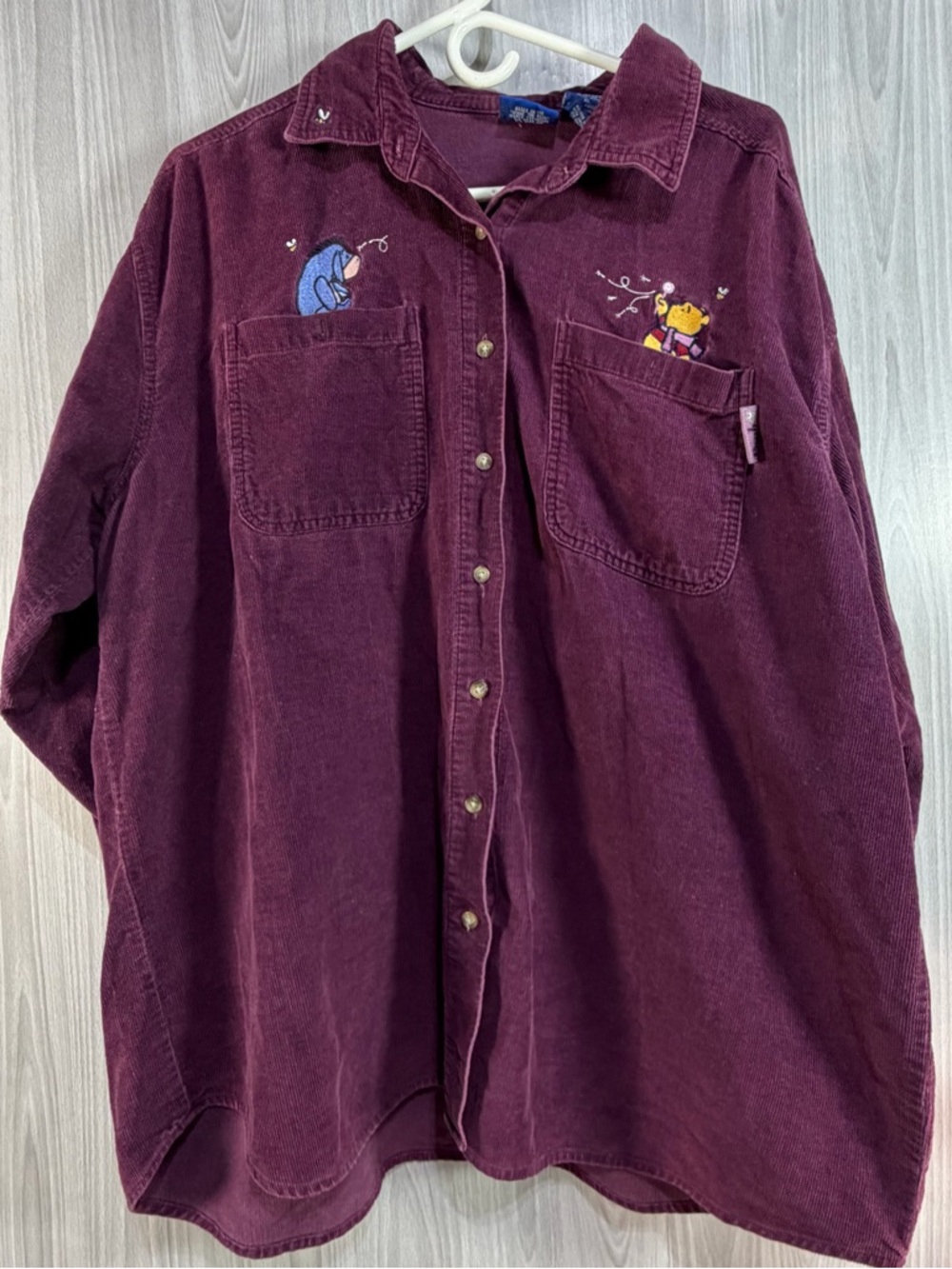 Vintage Y2K Winnie the‎ Pooh Embroidered Women’s XL Purple Corduroy Button Shirt